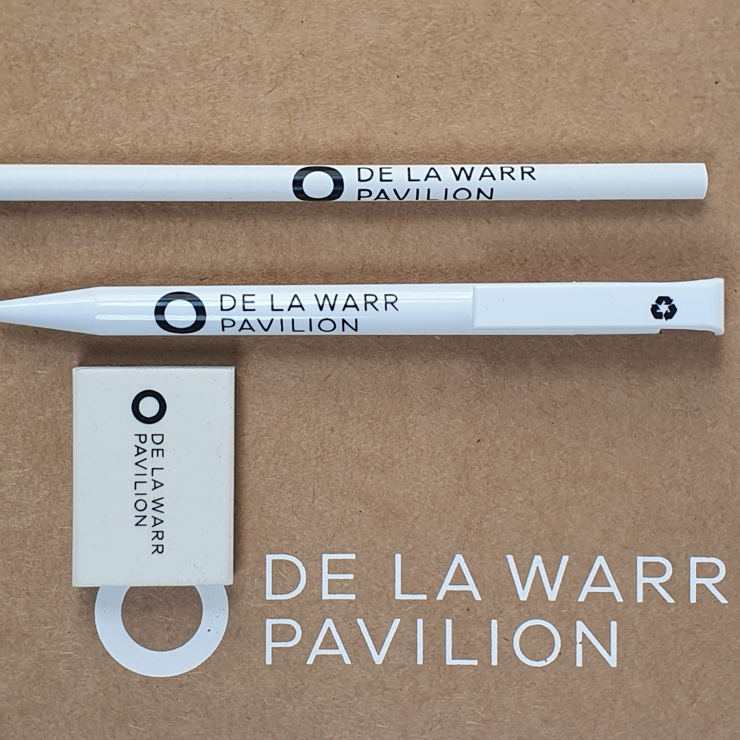 Classic white DLWP stationary set