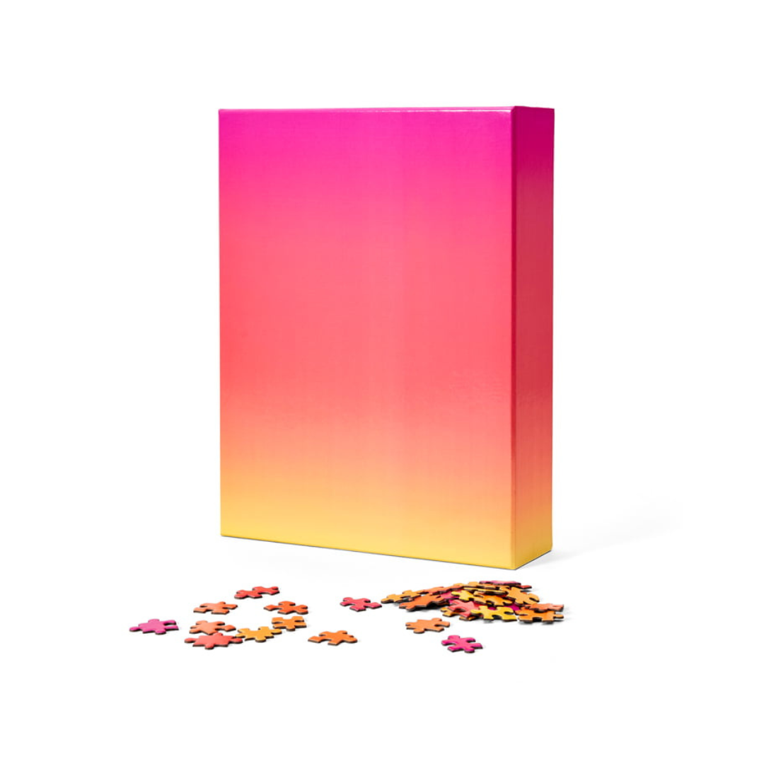 Gradient puzzle with box