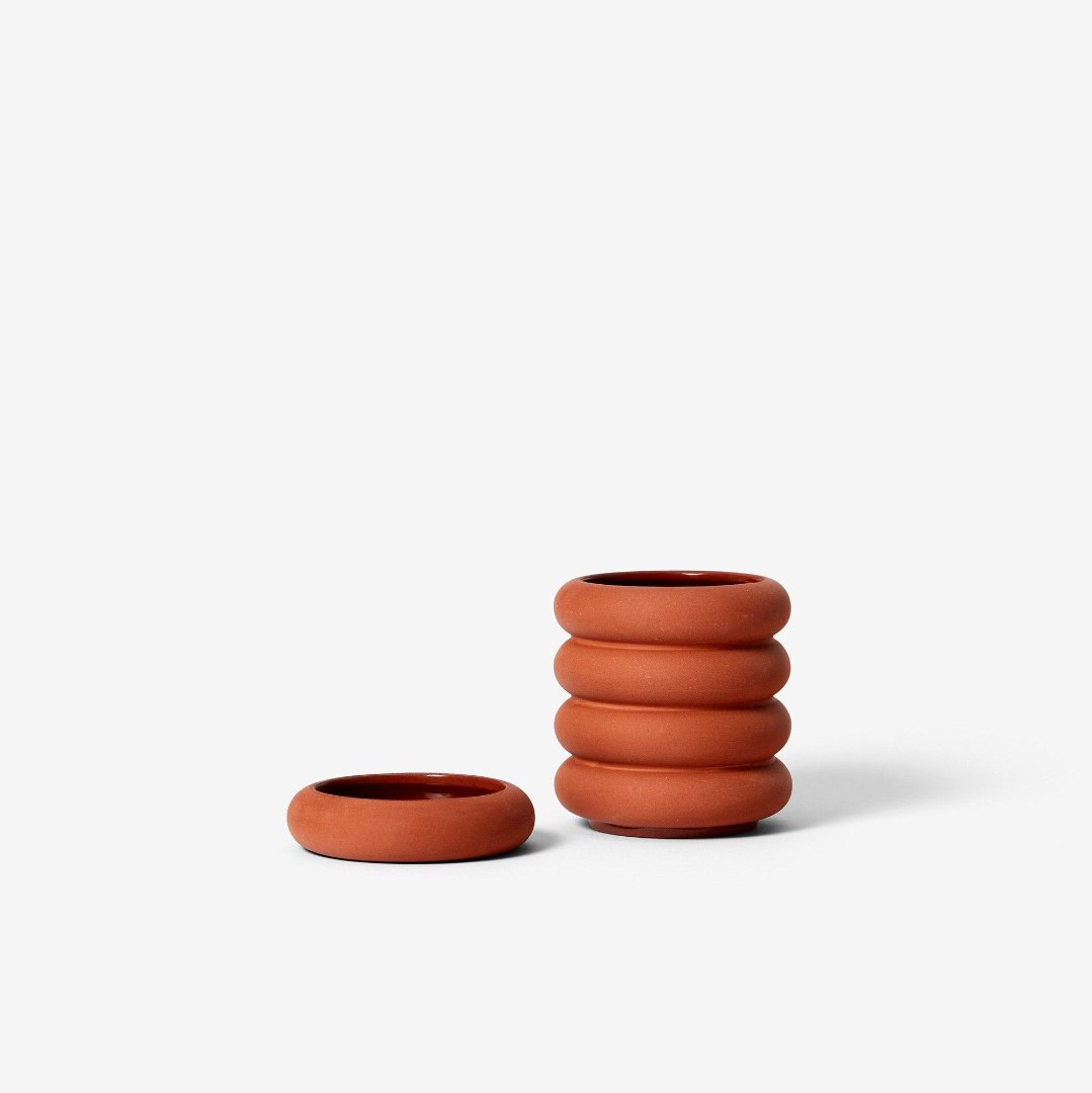 terracotta rounded planter and bottom dish