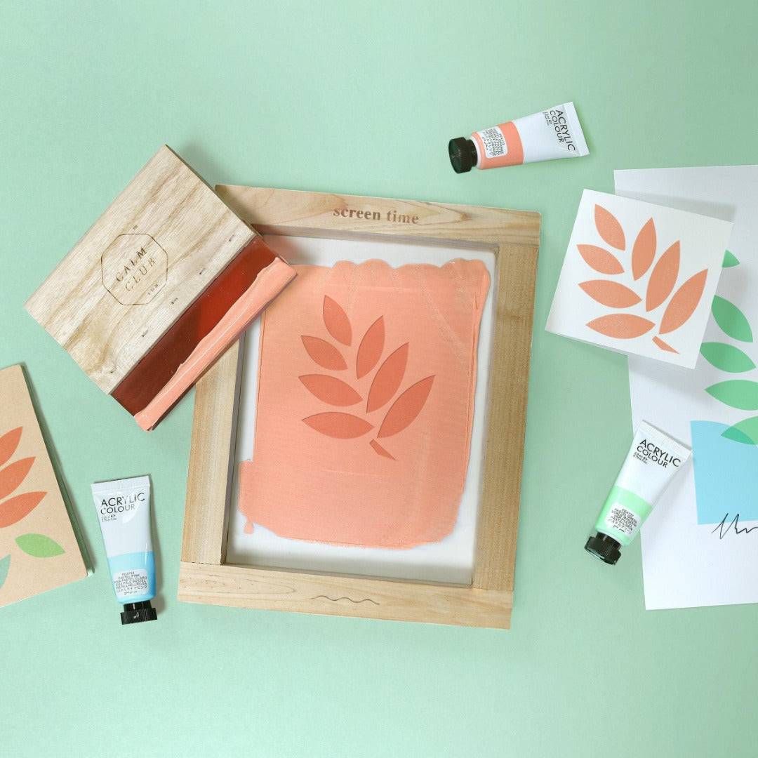 Screen printing kit - leaf design on screen with peach paint and squeegee